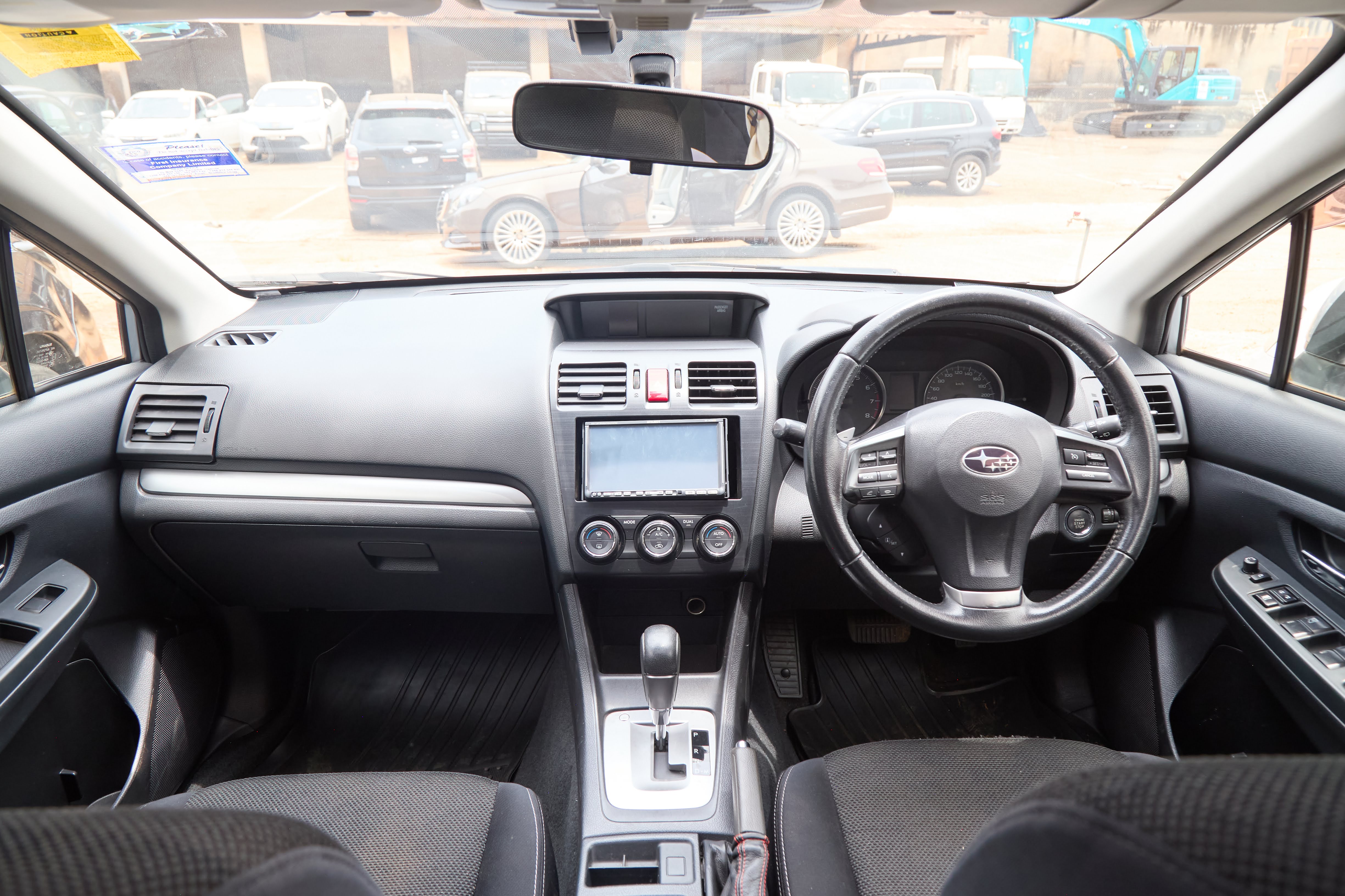 Subaru XV AWD Automatic – Silver thumbnail 7