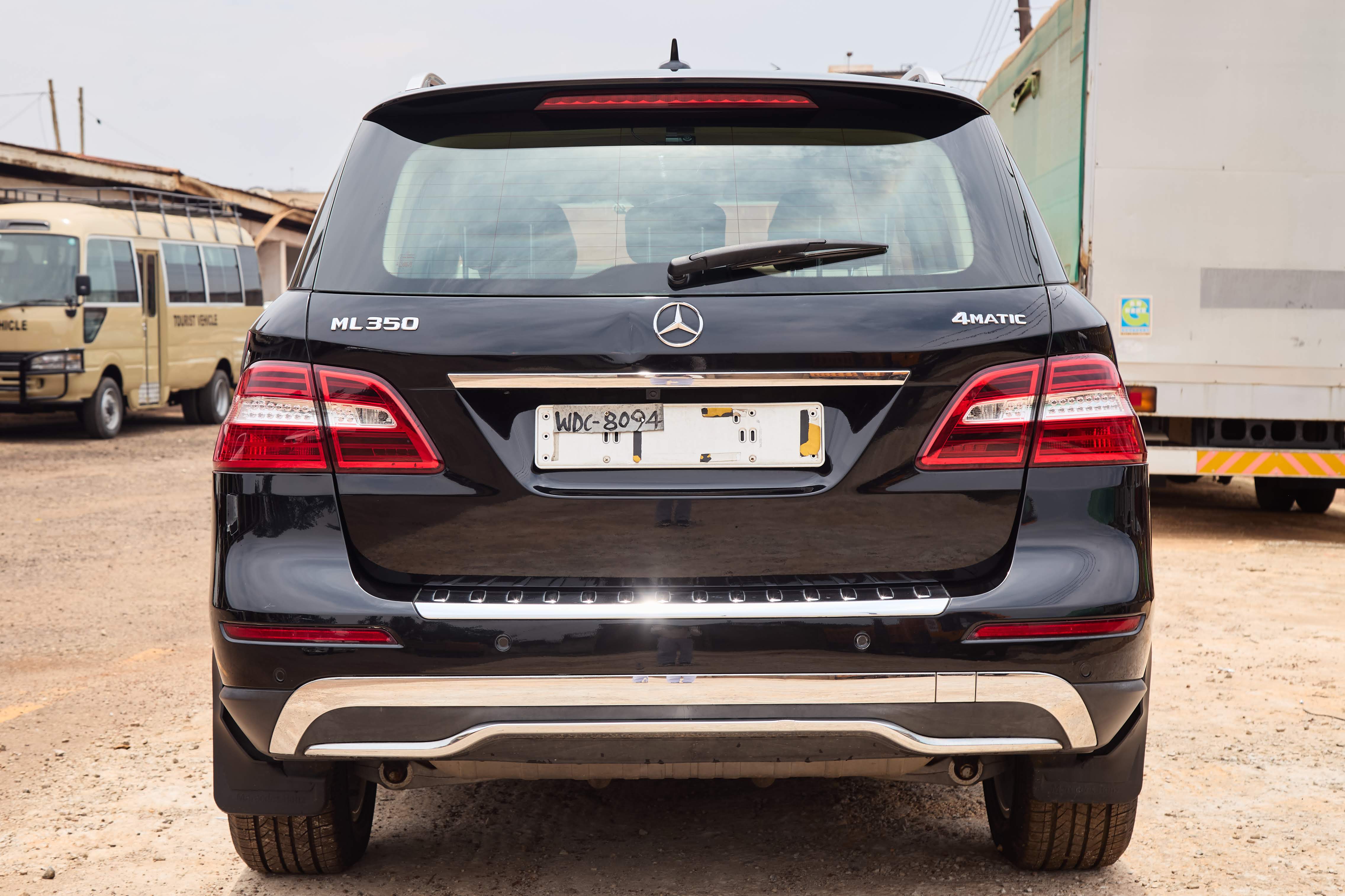 Mercedes-Benz ML350 4MATIC – Black thumbnail 6