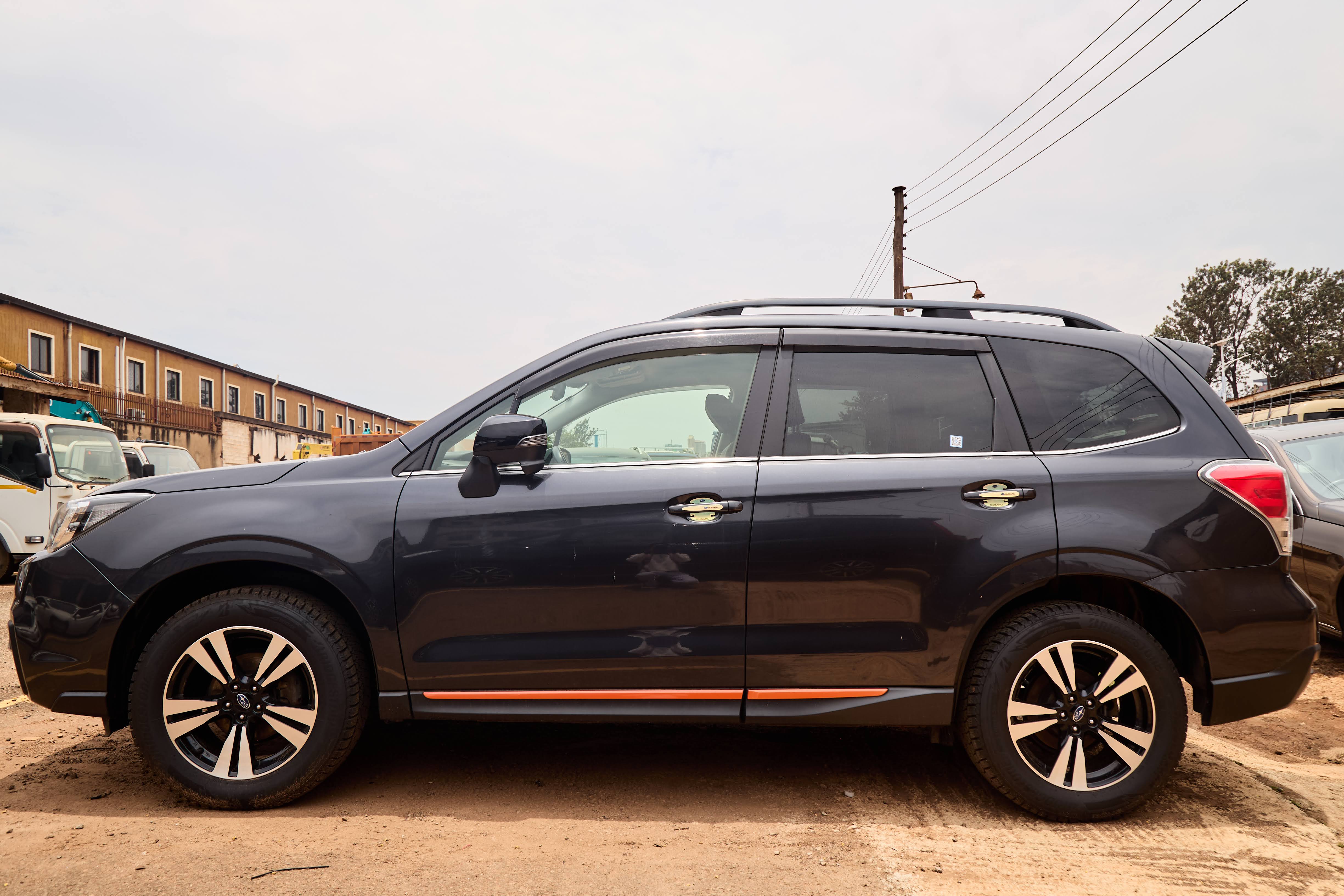 2017 Subaru Forester X-Break AWD – Dark Grey thumbnail 3